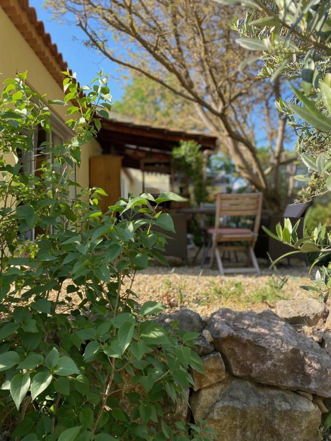L'Eveil En Provence Bed & Breakfast Entrecasteaux Ngoại thất bức ảnh