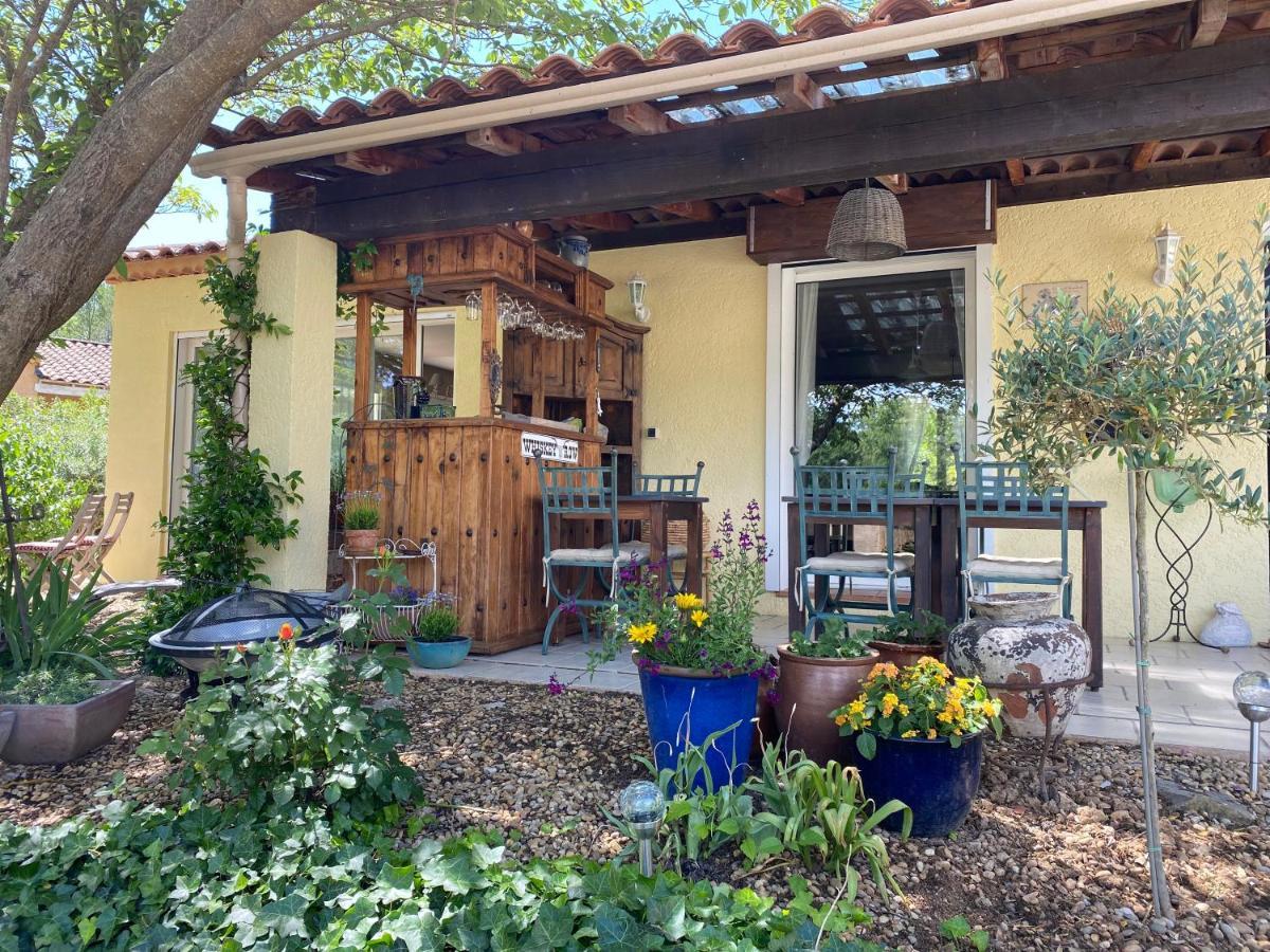 L'Eveil En Provence Bed & Breakfast Entrecasteaux Ngoại thất bức ảnh