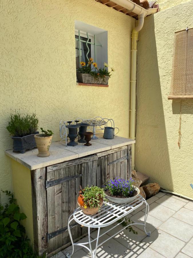 L'Eveil En Provence Bed & Breakfast Entrecasteaux Ngoại thất bức ảnh