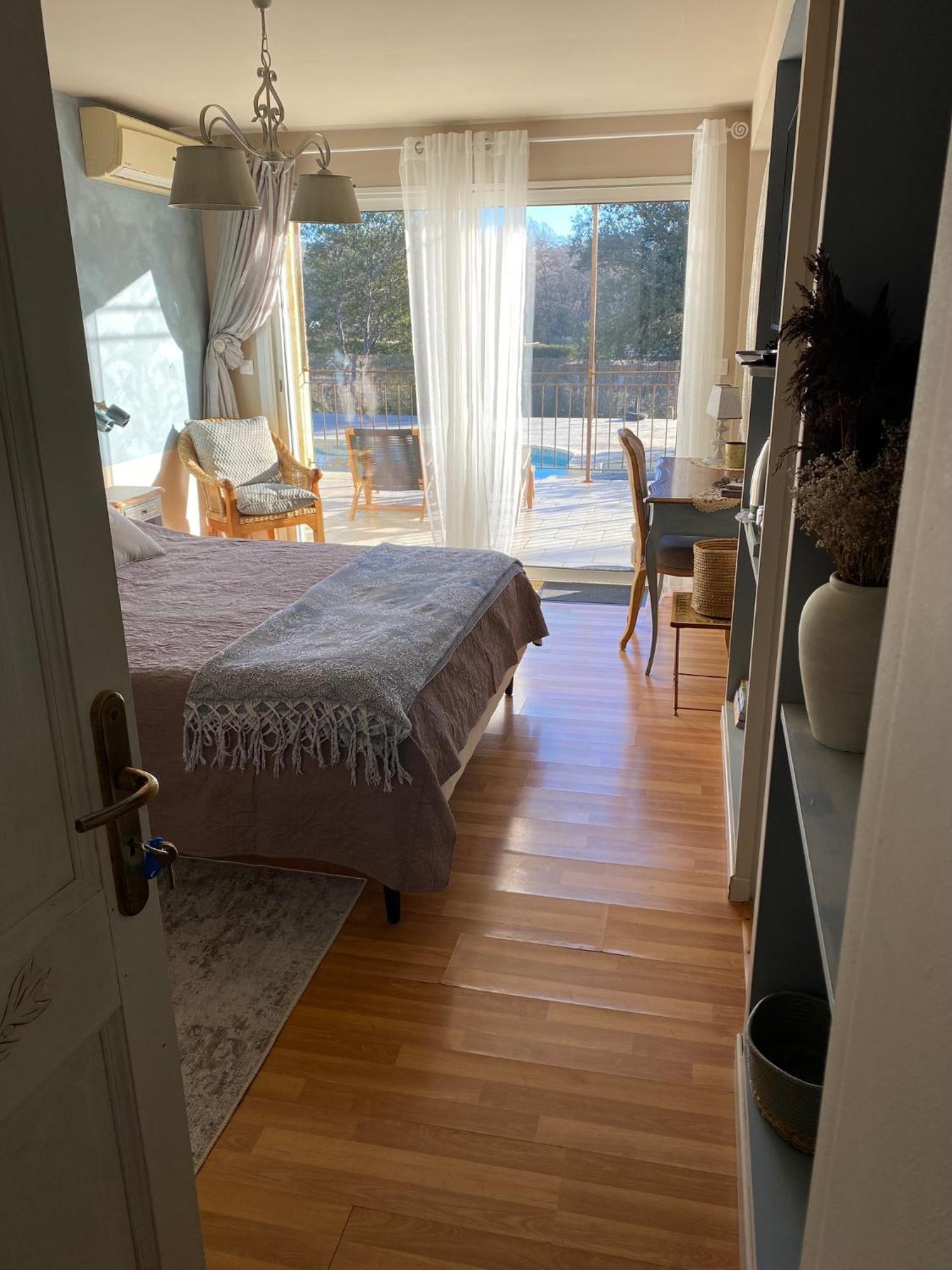 L'Eveil En Provence Bed & Breakfast Entrecasteaux Ngoại thất bức ảnh